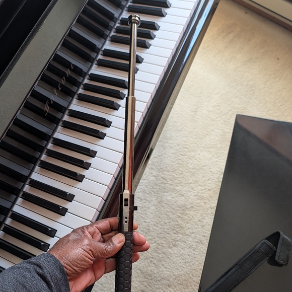 Black and Silver Telescopic Baton - Picture 2 of 16